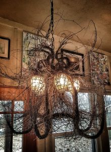 Crazy twig chandelier light--jscottmcelroy.com